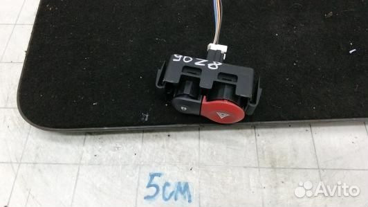 Кнопка аварийки renault clio 3 (90Z08I501)