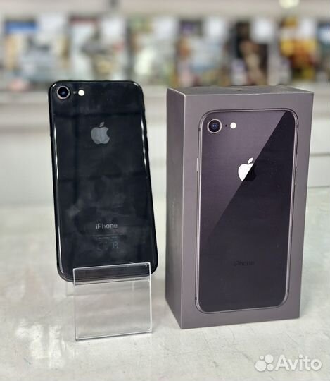 iPhone 8, 256 ГБ