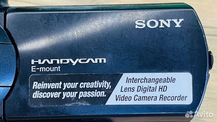 Видеокамера Sony NEX VG10E