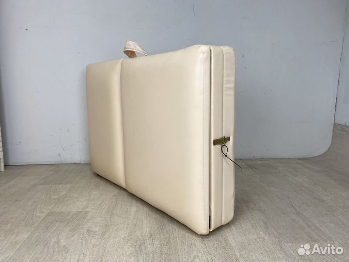 Массажный стол