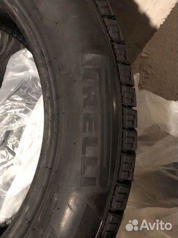 Pirelli Ice Zero FR 235/55 R18 104T