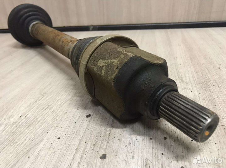 Привод левый Peugeot 408