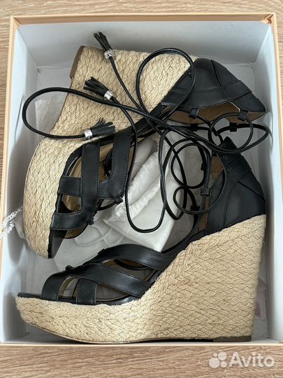 Босоножки с завязками 38