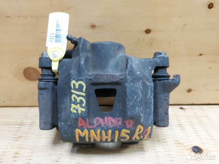 Суппорт задний левый Toyota Alphard MNH15 1mzfe
