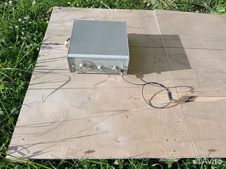 Генератор сигналов низкочастотный