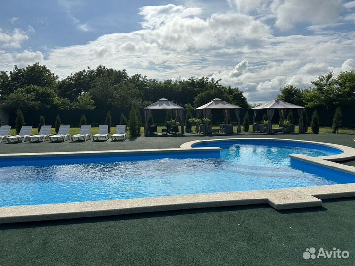 База отдыха с бассейном 