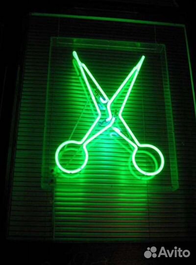 Неоновая вывеска