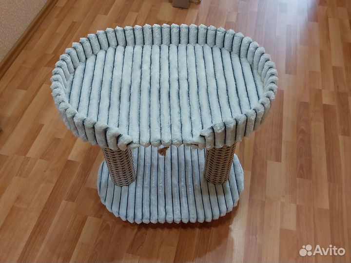 Когтеточка с лежанкой