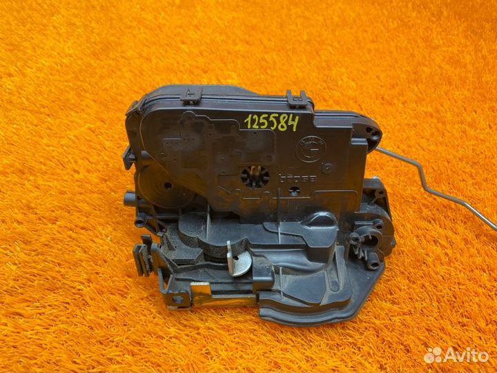 Замок двери передний левый Bmw 3-Series E90