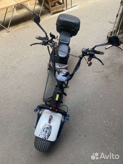 Электросамокат с сиденьем