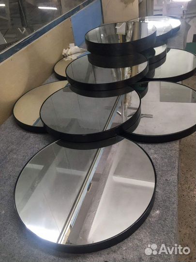 Зеркало в металлической рамке/зеркало лофт