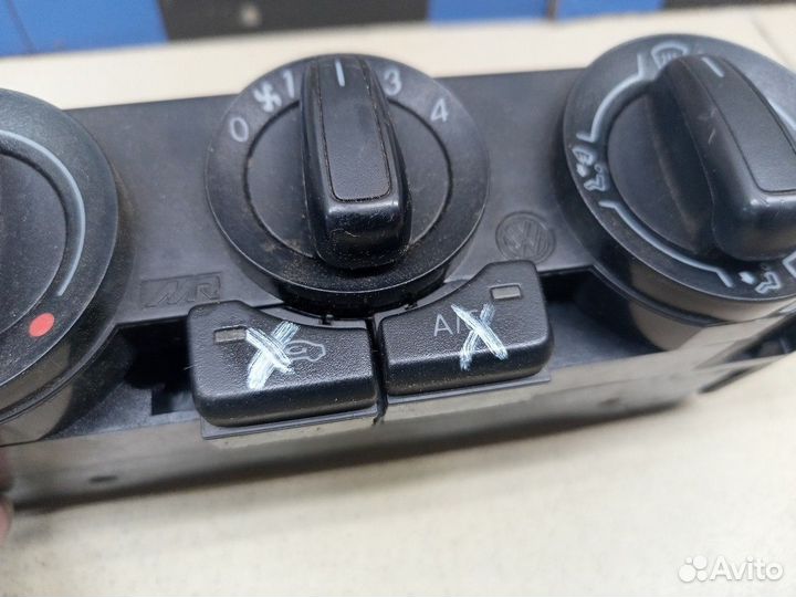 Блок управления отопителем Polo (Sed RUS) 2011