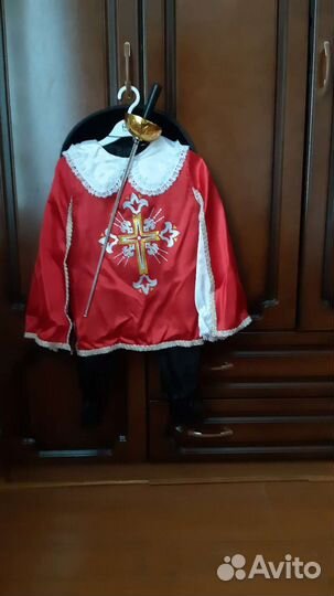 Новогодний костюм мушкетера