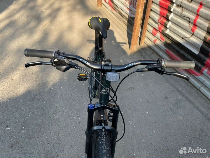 Велосипед полу-фэтбайк 29