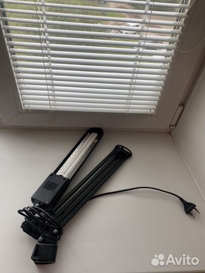 Лампа настольная