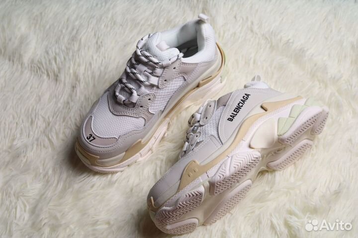 Кроссовки Balenciaga Triple S