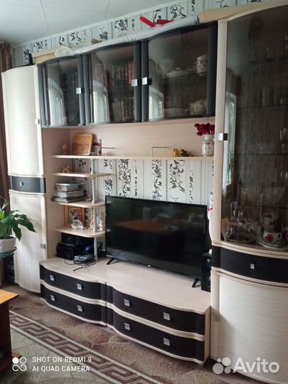 Стенка в гостиную