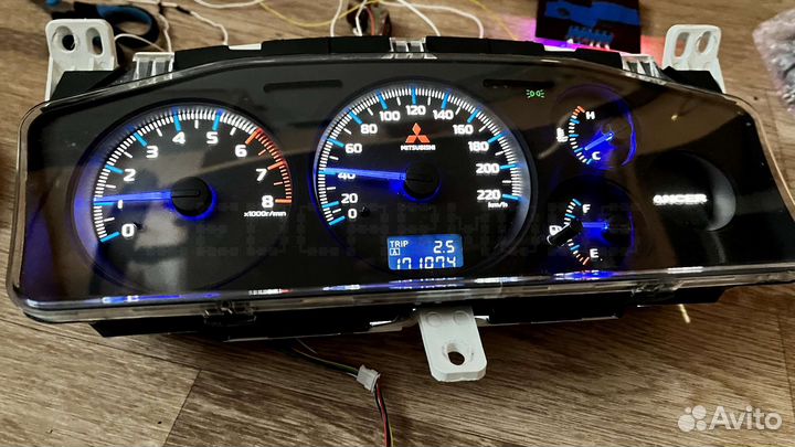 Щиток приборов Mitsubishi Lancer 9 MT механика