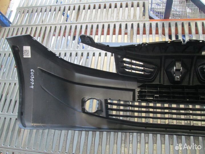 Бампер передний Renault Megane II (M) 06-08