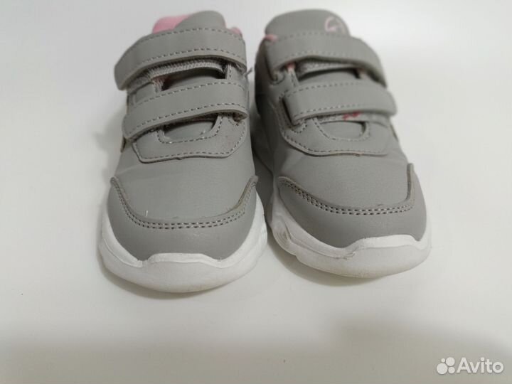 Кроссовки для девочки размер 25