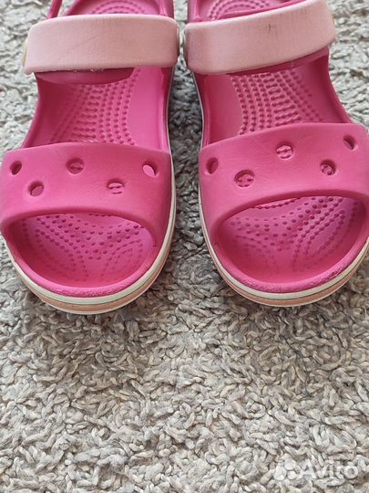 Сандалии для девочки crocs C11