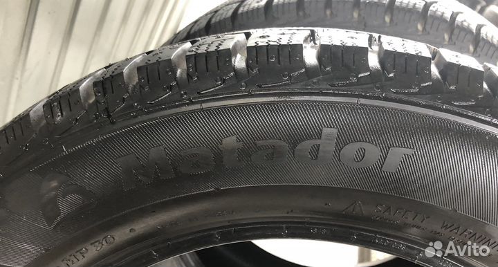 Matador MP 30 Sibir Ice 2 215/60 R16