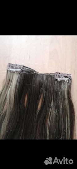 Волосы на заколках искусственные