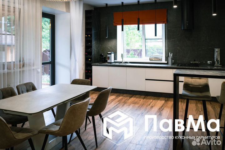 Кухонные гарнитуры гладкие 115*321