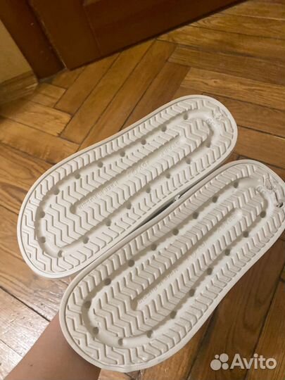 Шлепки пляжные новые