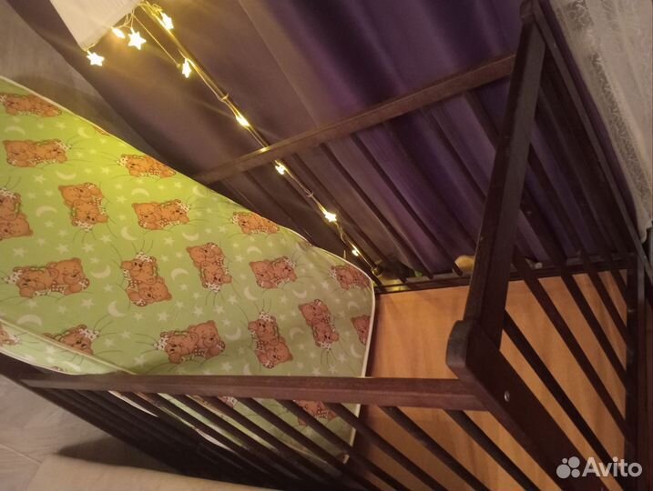 Детская кровать с матрасом