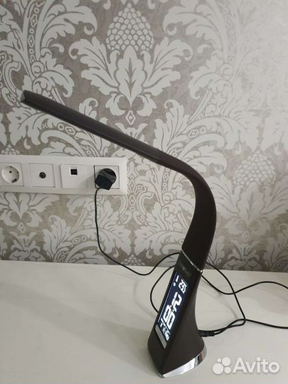 Лампа настольная