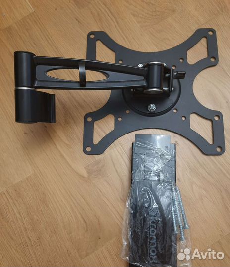 Кронштейн для телевизора