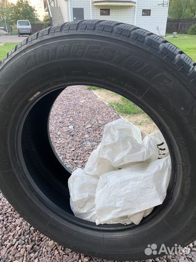 Bridgestone Blizzak LM-25 235/60 R17