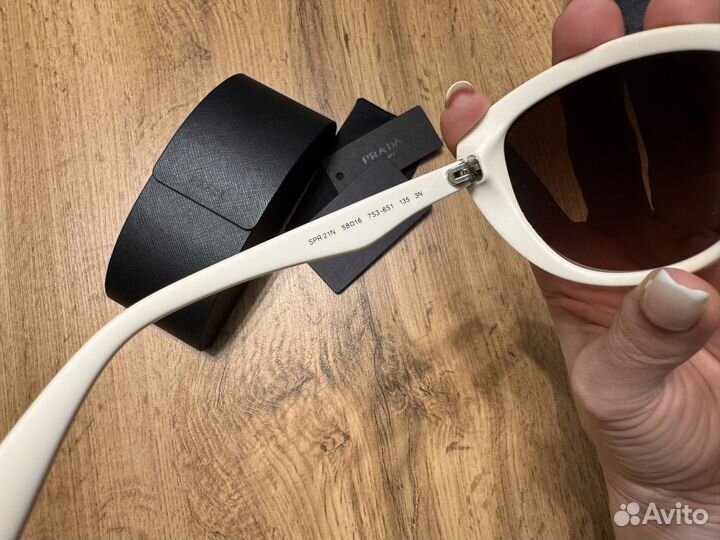 Солнцезащитные очки prada оригинал
