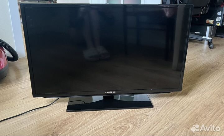 Телевизор samsung 32 дюйма SMART tv