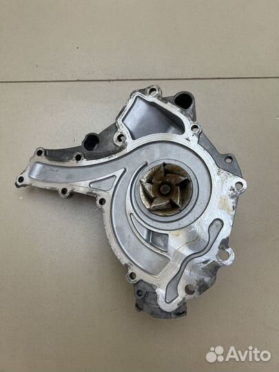 Помпа Mercedes W221 4matic 3.5