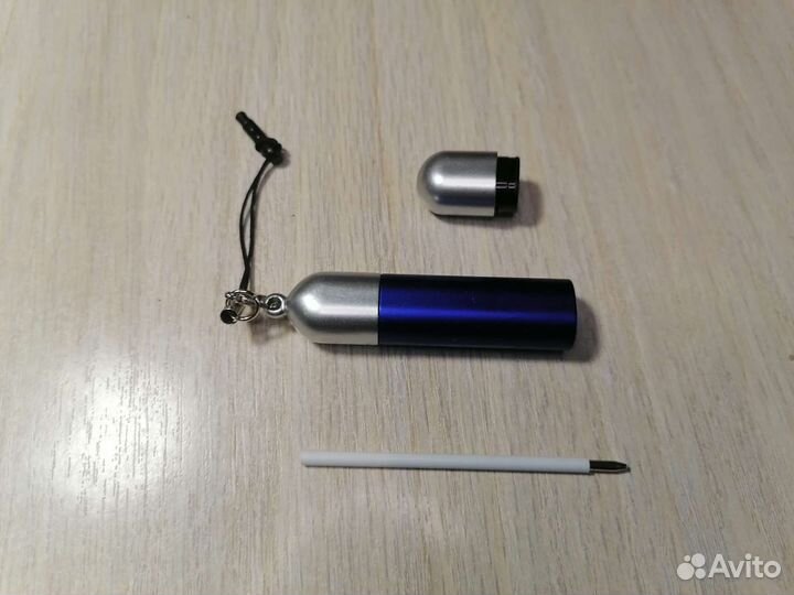 Стилус в футляре