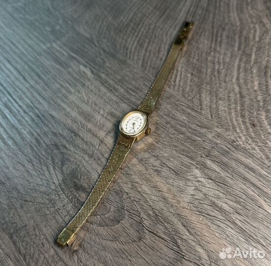 Часы женские 