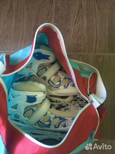 Роликовые коньки