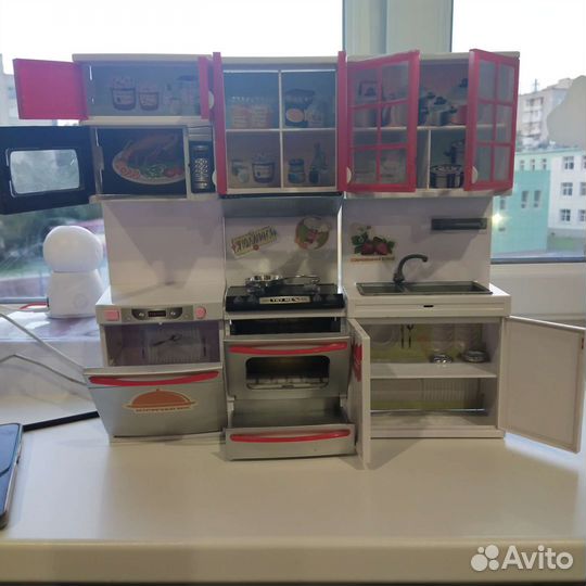 Кухня для кукол барби