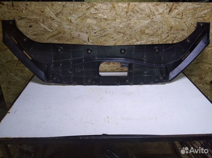 Накладка замка капота haval F7