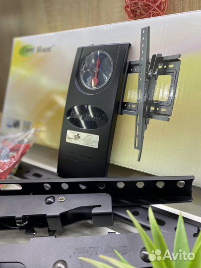 Кронштейн для телевизора до 70” NB DF70-T (новый)