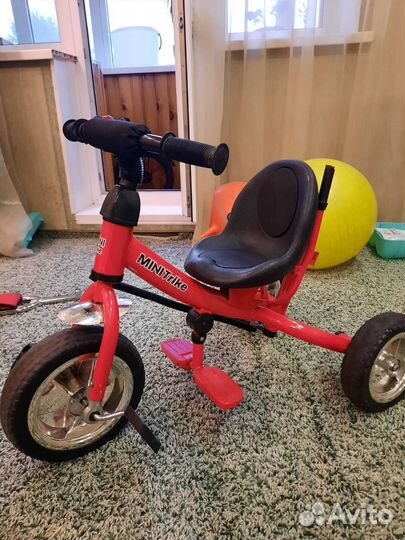 Детский трехколесный велосипед