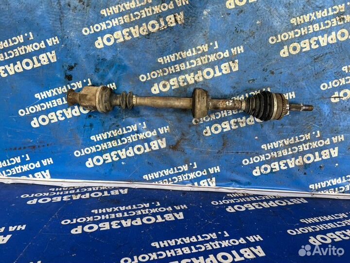 Правый привод Renault Megane 1 седан K4J 2003