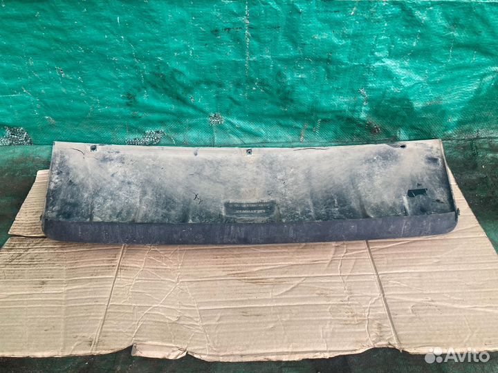 Накладка переднего бампера Chevrolet Niva