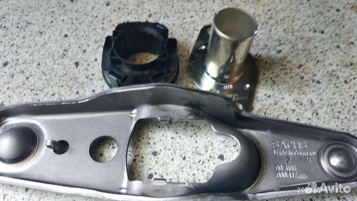 Вилка сцепления с выжимным оригинал Sachs