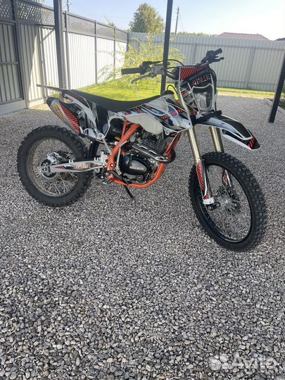 Regulmoto Athlete 250