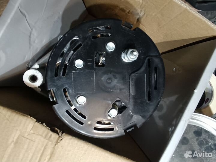 Генератор 130а 2112,2114,приора, 2110 для инж