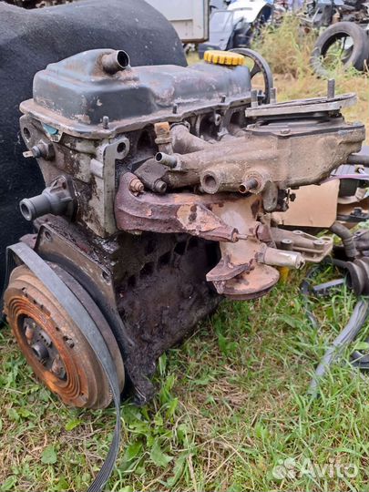 Двигатель 1.6 по частям Volkswagen Golf 2