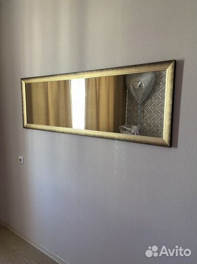 Зеркало настенное
